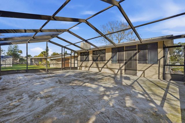 2318 ORIOLE LANE, South Daytona, FL 32119