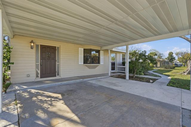 2318 ORIOLE LANE, South Daytona, FL 32119