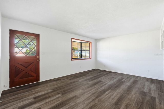 2318 ORIOLE LANE, South Daytona, FL 32119