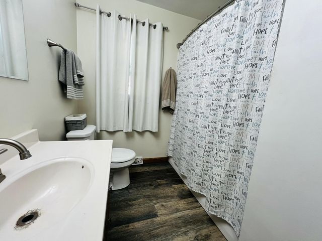 2821 Vigo Street, Lake Station, IN 46405