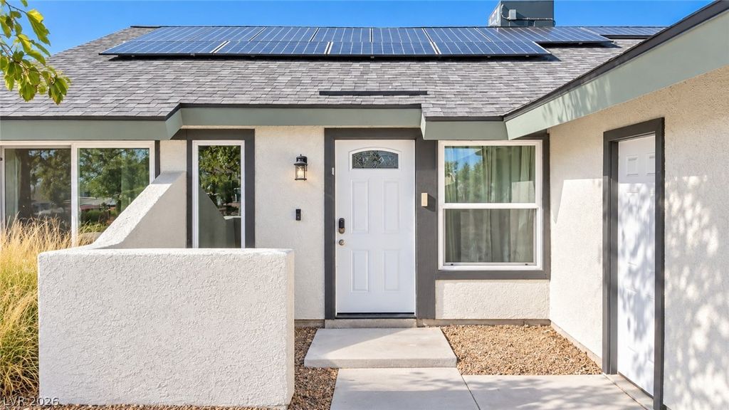 3130 Floral Vista Avenue, Henderson, NV 89014 — photo 2