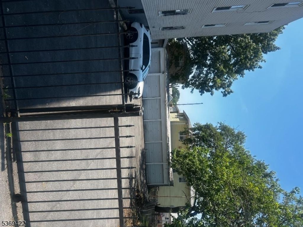 615 S 17Th St, Newark City, NJ 07103 — photo 3
