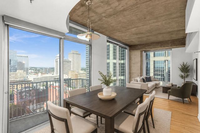 415 Church St Apt 1702, Nashville, TN 37219