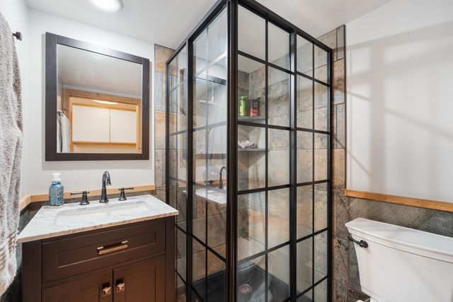 1791 Chapman Lake Drive, Warsaw, IN 46582