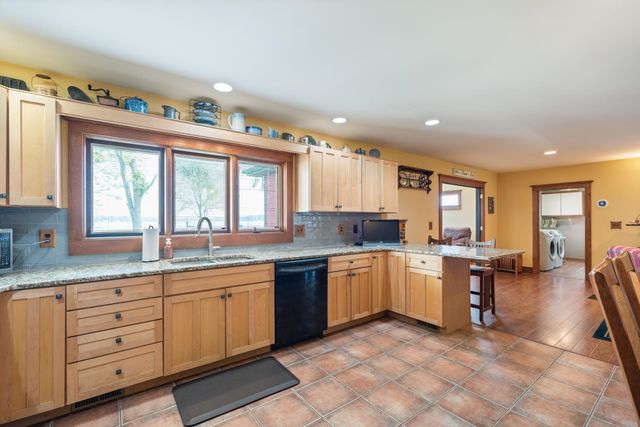 1791 Chapman Lake Drive, Warsaw, IN 46582