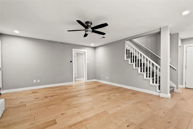 2600 Rogge LN, Austin, TX 78723