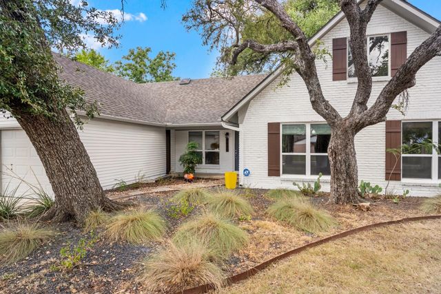 2600 Rogge LN, Austin, TX 78723