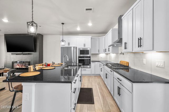 12409 NORTHUMBERG Drive, El Paso, TX 79928