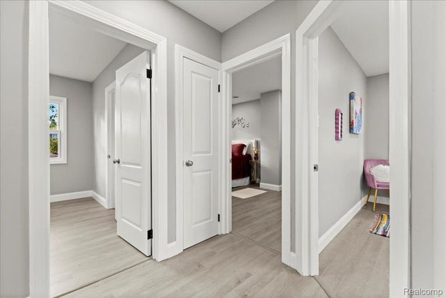 18287 Santa Rosa Drive, Detroit, MI 48221