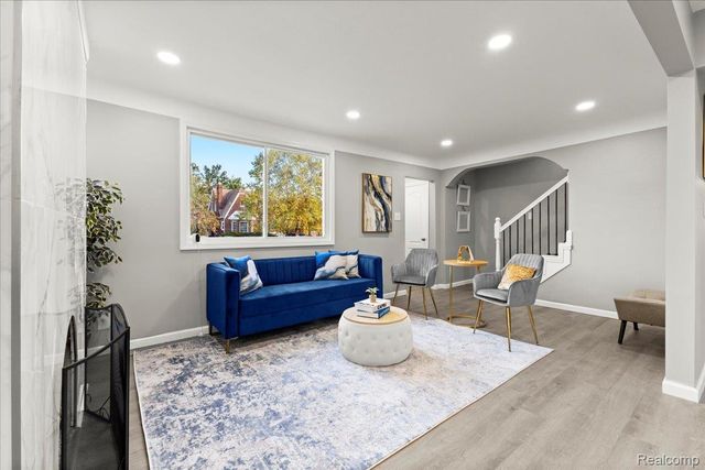 18287 Santa Rosa Drive, Detroit, MI 48221