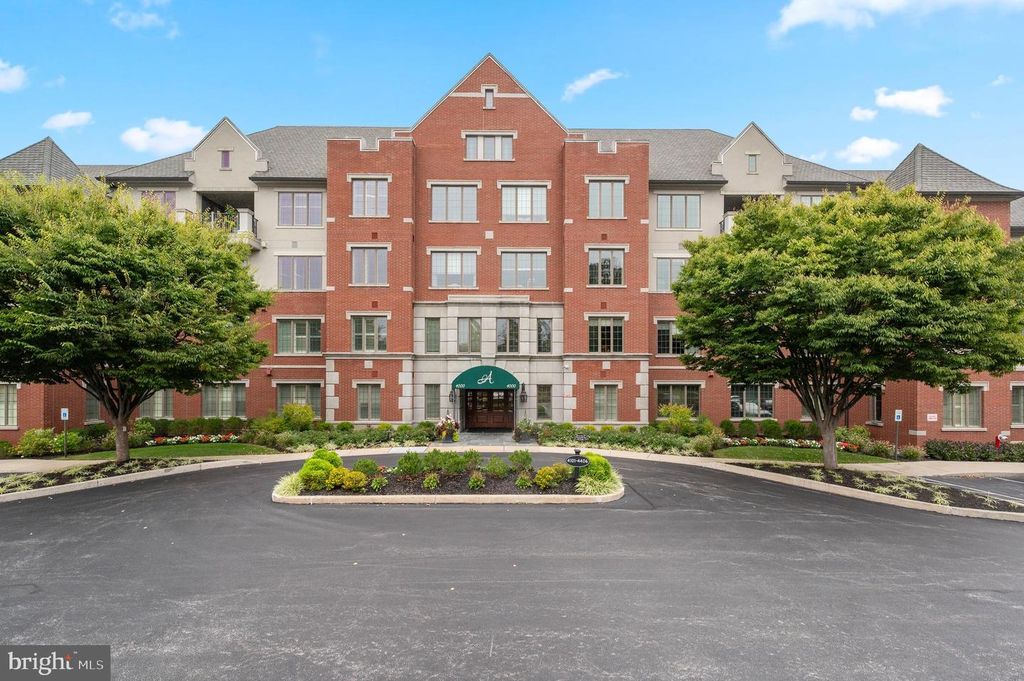 4302 PARKVIEW DR, Haverford, PA 19041