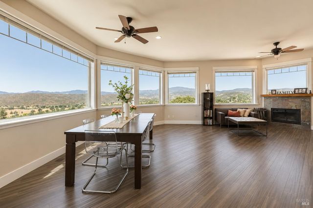 17535 Meadow View Dr, Hidden Valley Lake, CA 95467