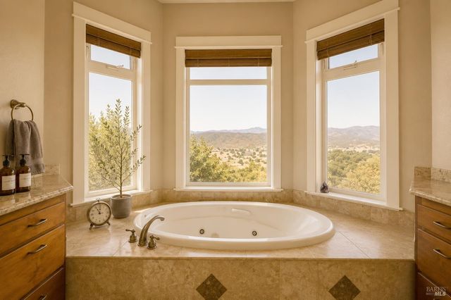 17535 Meadow View Dr, Hidden Valley Lake, CA 95467