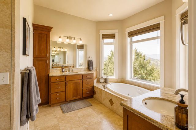17535 Meadow View Dr, Hidden Valley Lake, CA 95467