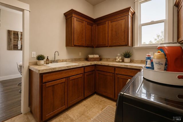17535 Meadow View Dr, Hidden Valley Lake, CA 95467