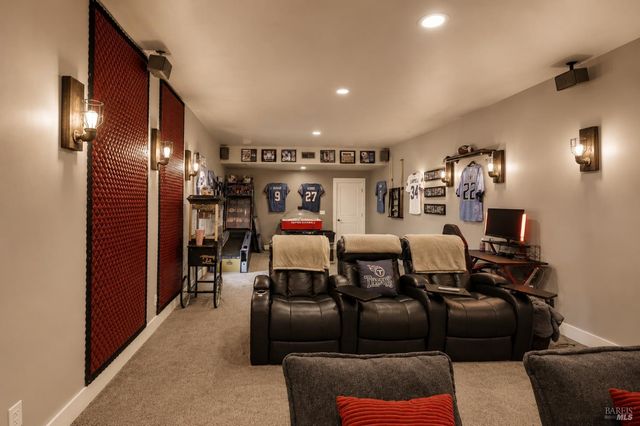 17535 Meadow View Dr, Hidden Valley Lake, CA 95467