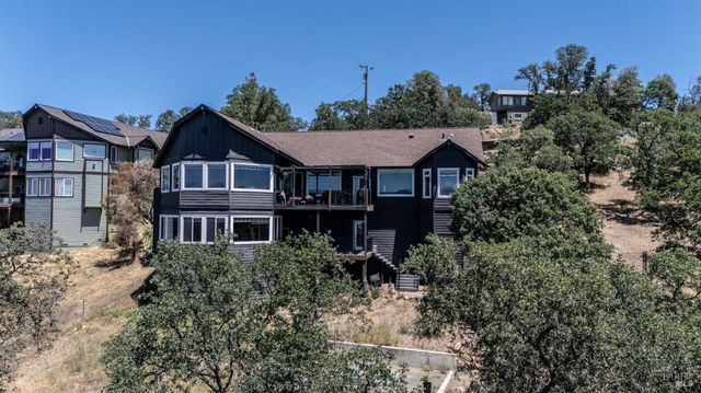 17535 Meadow View Dr, Hidden Valley Lake, CA 95467