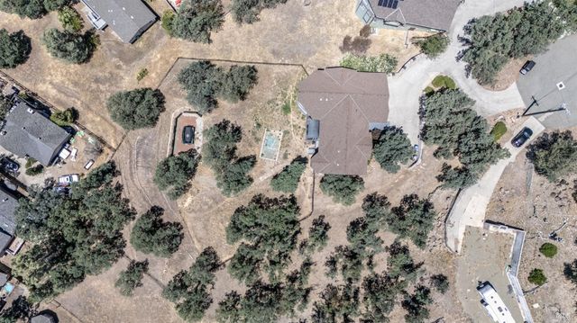 17535 Meadow View Dr, Hidden Valley Lake, CA 95467