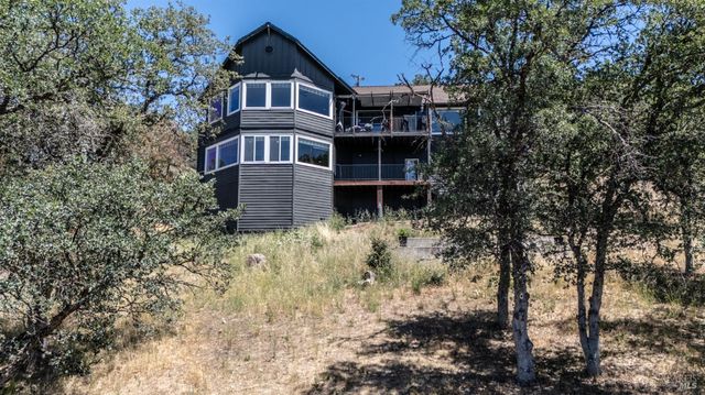 17535 Meadow View Dr, Hidden Valley Lake, CA 95467