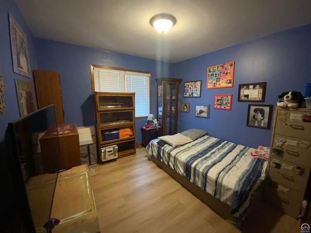 2869 SW Jewell AVE, Topeka, KS 66611