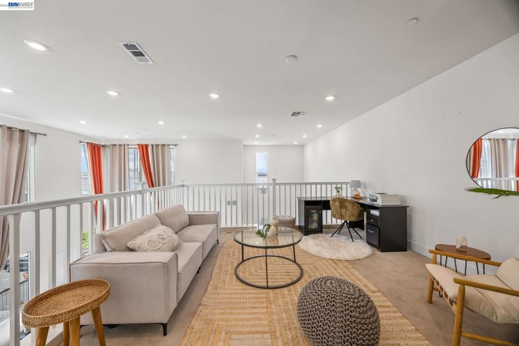 Image 22 of property listing at 45139 Challenge Cmn 1001, Fremont, CA 94538