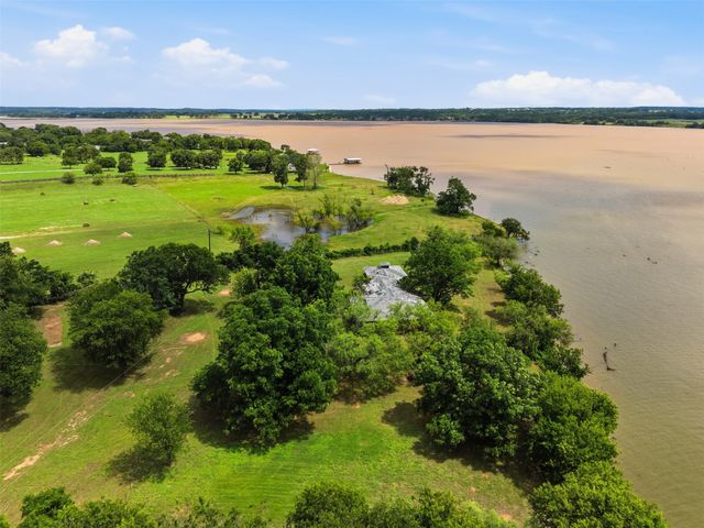 3300 Sunrise Court, Granbury, TX 76048