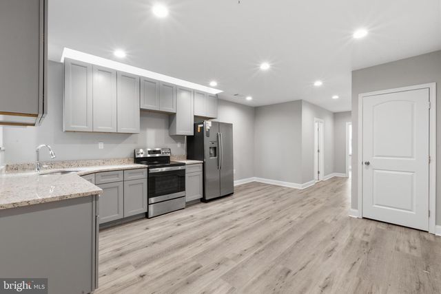 3261 N 13TH ST, Philadelphia, PA 19140