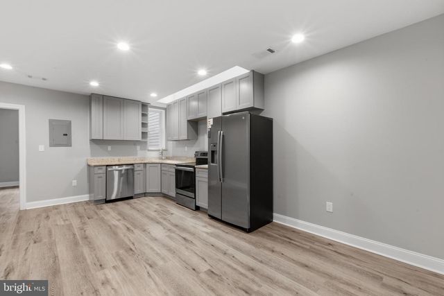 3261 N 13TH ST, Philadelphia, PA 19140