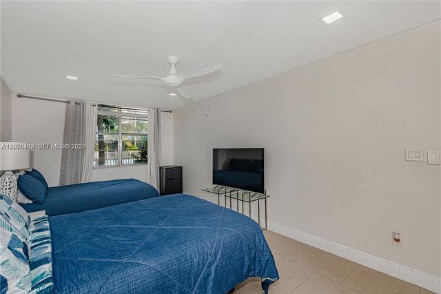 492 NW 165th St Road C112, Miami, FL 33169