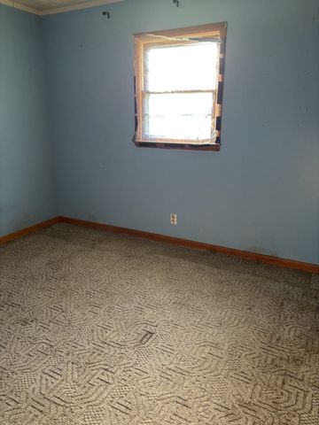 1711 N Grundy Quarles Hwy, Gainesboro, TN 38562
