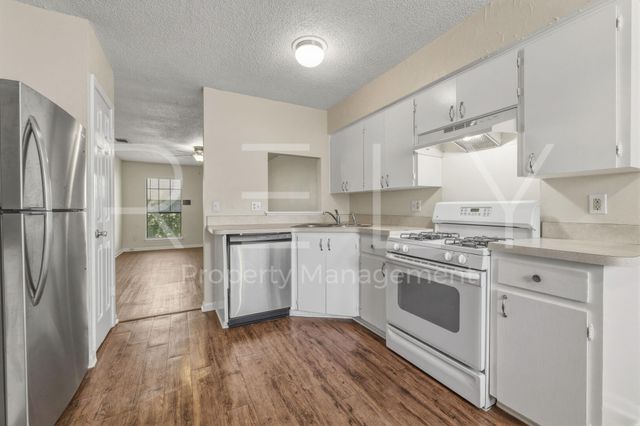 205 W William Cannon DR B, Austin, TX 78745