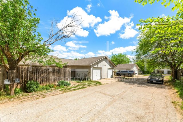 205 W William Cannon DR B, Austin, TX 78745