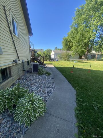 809 Stanton Street, Bay City, MI 48708