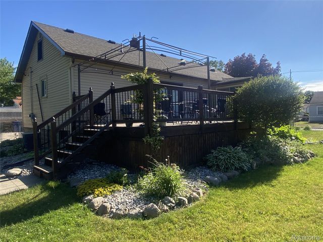 809 Stanton Street, Bay City, MI 48708