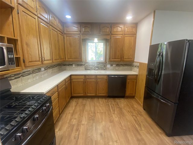 809 Stanton Street, Bay City, MI 48708