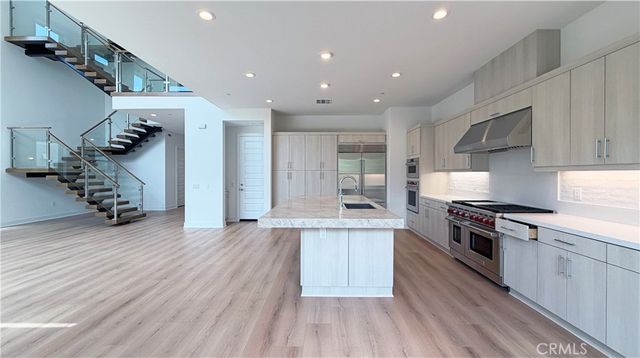 161 Apron, Irvine, CA 92618