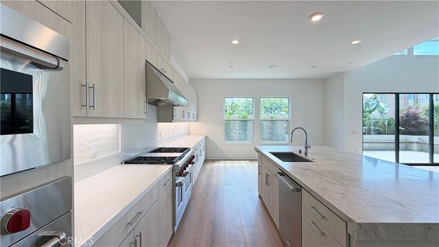 161 Apron, Irvine, CA 92618
