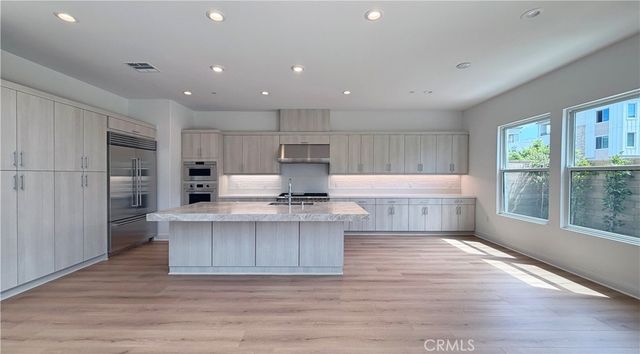 161 Apron, Irvine, CA 92618