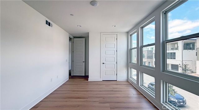 161 Apron, Irvine, CA 92618