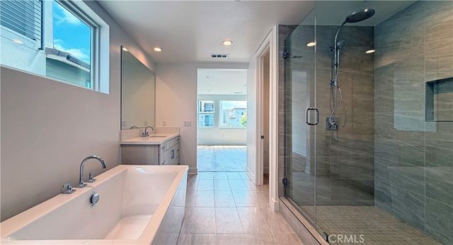 161 Apron, Irvine, CA 92618