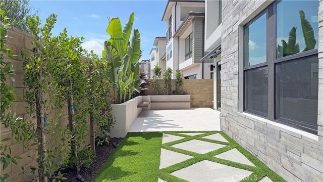 161 Apron, Irvine, CA 92618