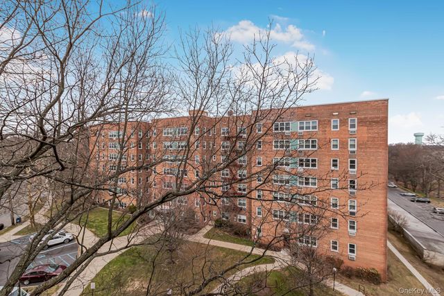 76 DeHaven Drive 6L, Yonkers, NY 10703