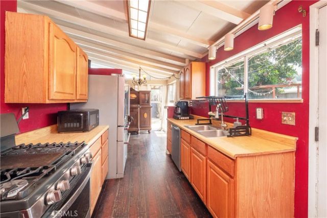 1114 E Lemon, Glendora, CA 91741
