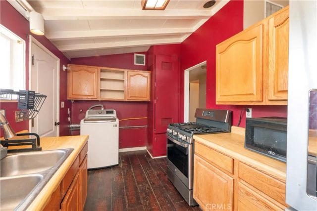 1114 E Lemon, Glendora, CA 91741