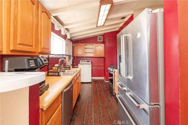 1114 E Lemon, Glendora, CA 91741