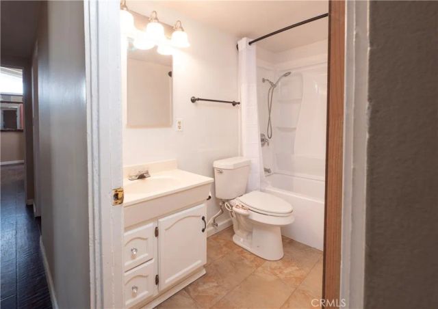 1114 E Lemon, Glendora, CA 91741