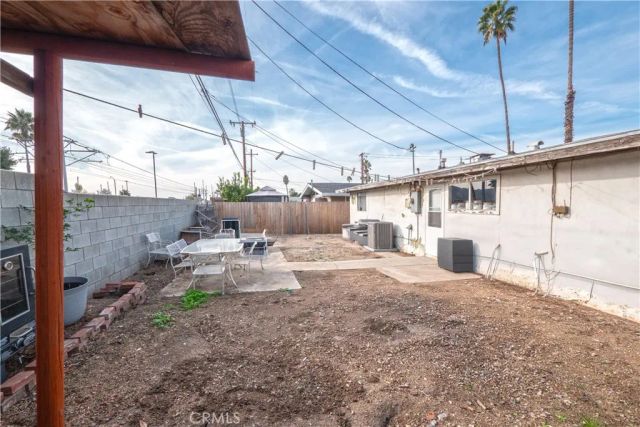 1114 E Lemon, Glendora, CA 91741