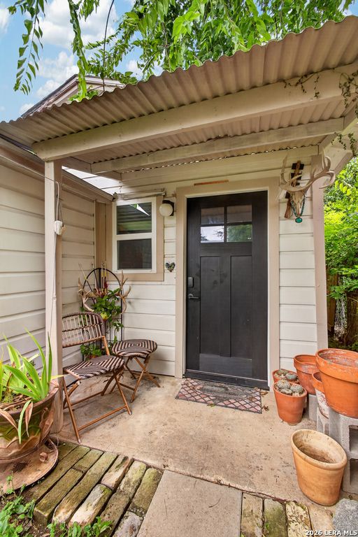1031 W Mulberry Ave Apt 2, San Antonio, TX 78201