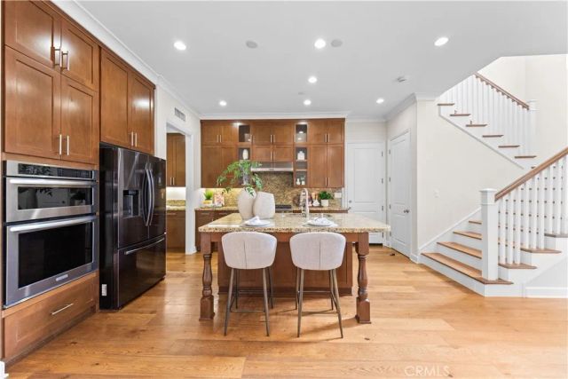 79 Honeyflower, Irvine, CA 92620