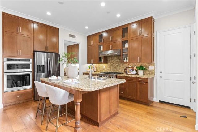 79 Honeyflower, Irvine, CA 92620